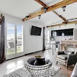 Pick A Flat\'S Apartments In Le Marais - Rue Saint Merri